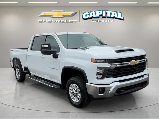 Used 2025 Chevrolet Silverado 2500 LT w/ Convenience Package AWD/4WD image 7