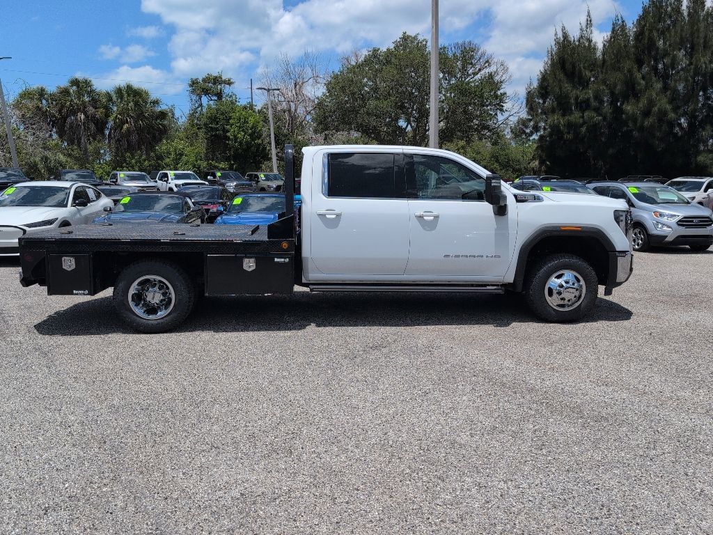 Used 2024 GMC Sierra 3500 SLE w/ SLE Convenience Package AWD/4WD image 2