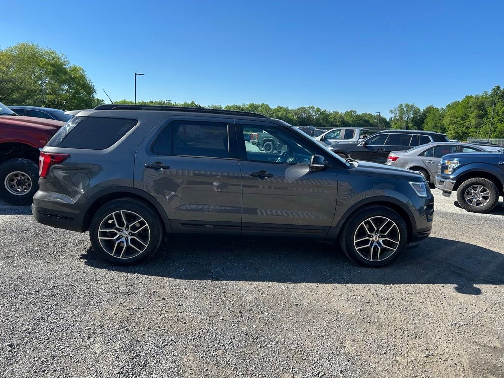 Used 2018 Ford Explorer Sport w/ Equipment Group 401A AWD/4WD image 15