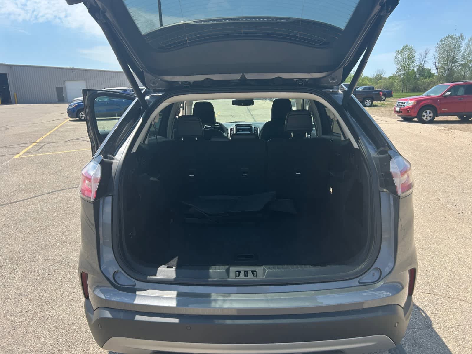 Used 2024 Ford Edge SEL w/ Convenience Package AWD/4WD image 19