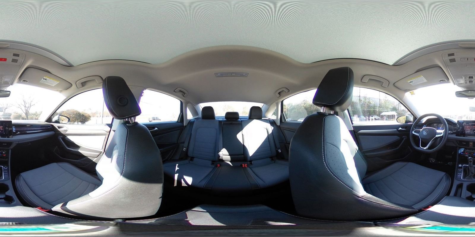 Used 2025 Volkswagen Jetta SE image 37