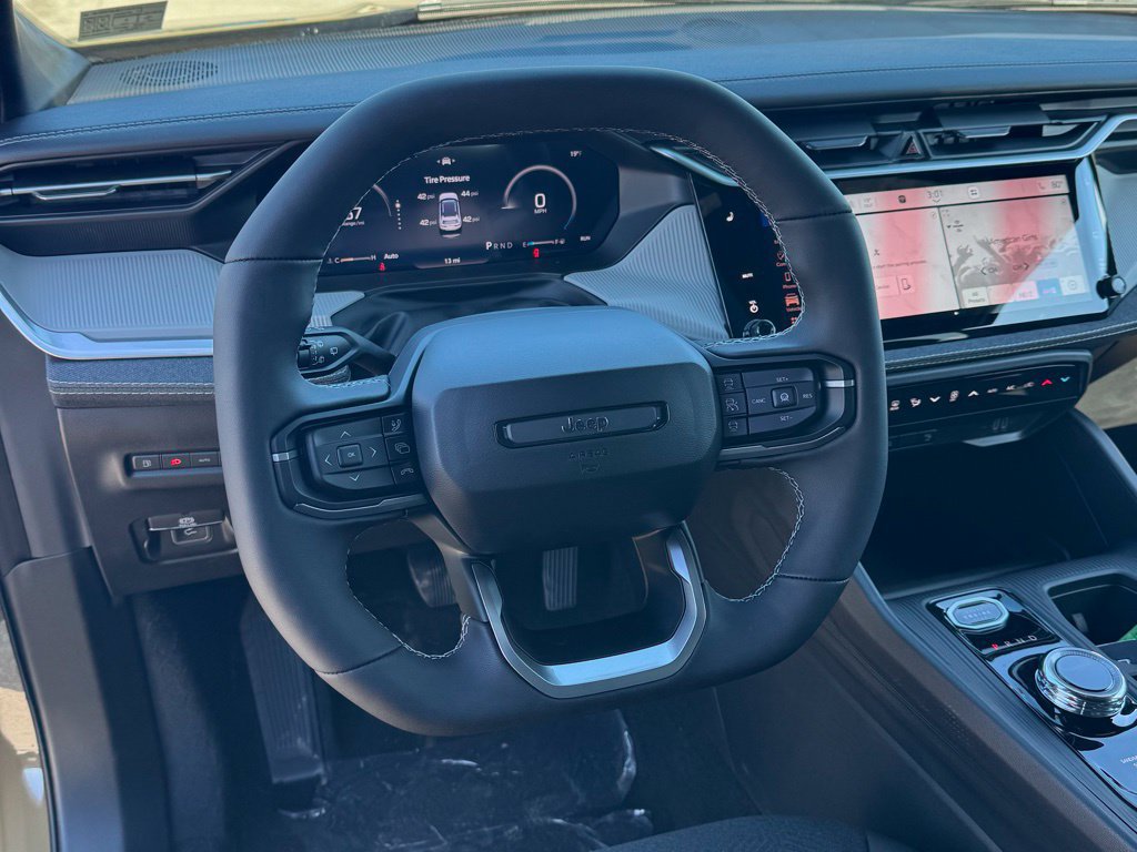 New 2026 Jeep Cherokee Laredo AWD/4WD image 13