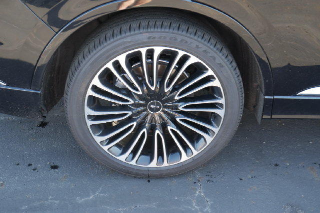 Used 2023 Lincoln Aviator Black Label w/ Dynamic Handling Package AWD/4WD image 14