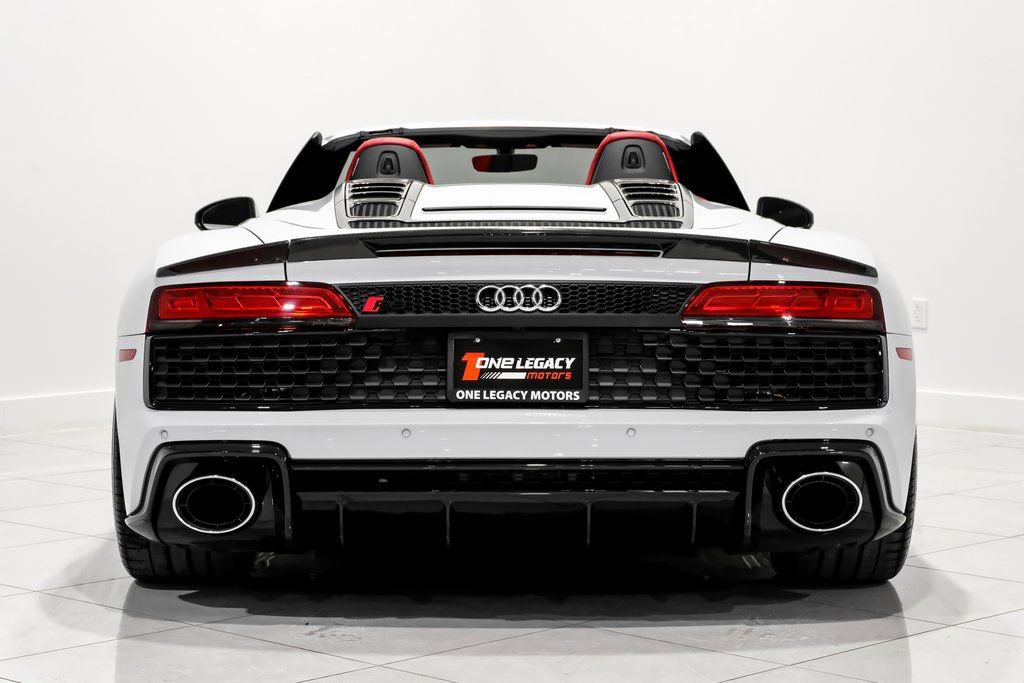 Used 2020 Audi R8 V10 w/ 20" Wheel Package image 11