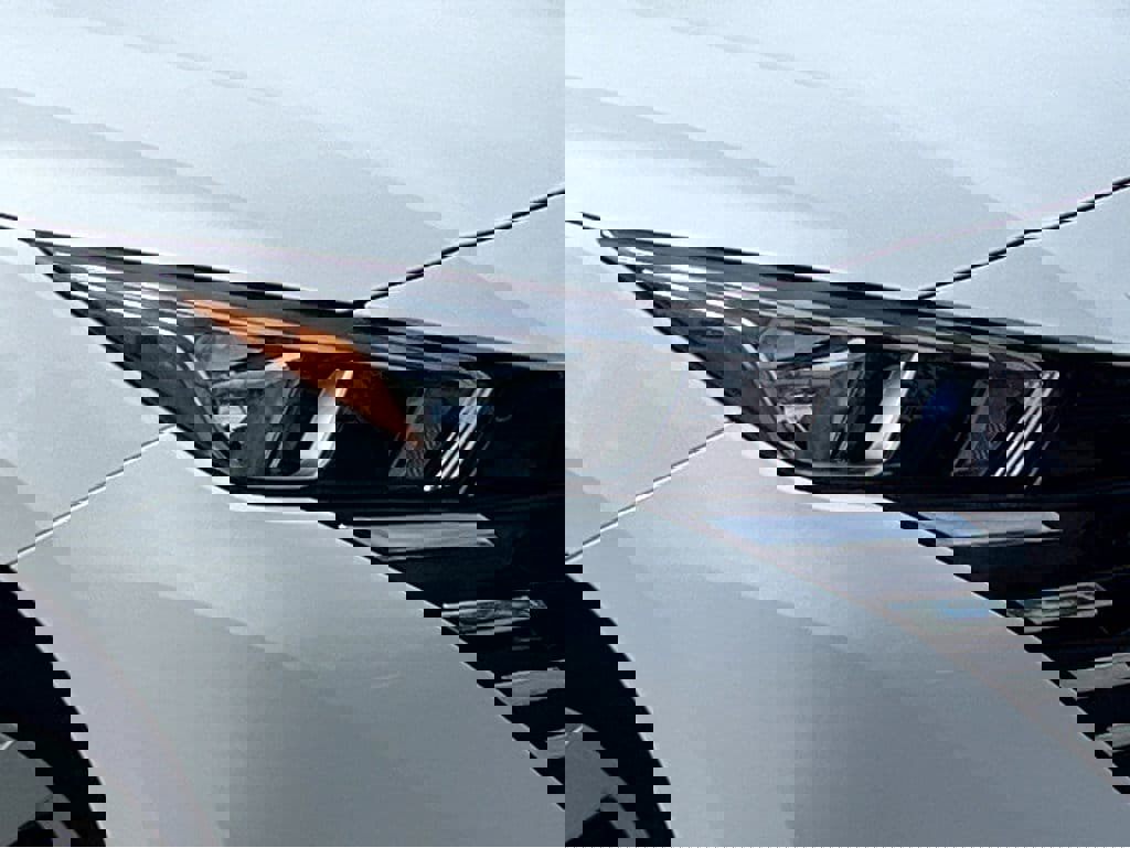 New 2025 Nissan Versa S w/ Trunk Package image 4