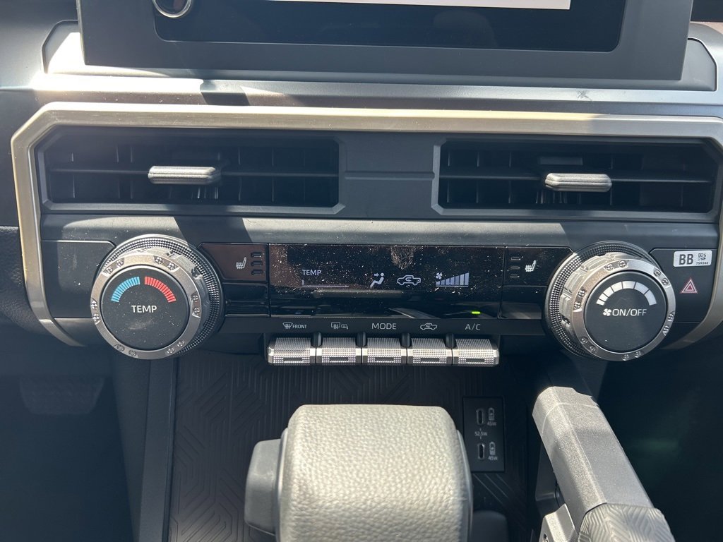 New 2025 Toyota Tacoma SR5 AWD/4WD image 12