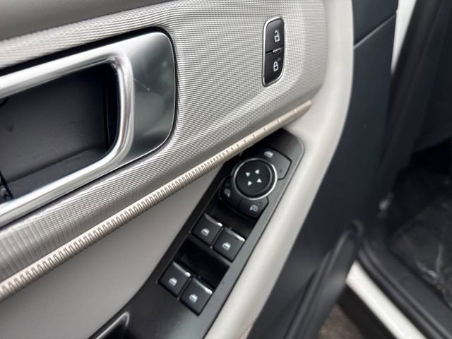 New 2026 Ford Explorer Active w/ Active Comfort Package image 25