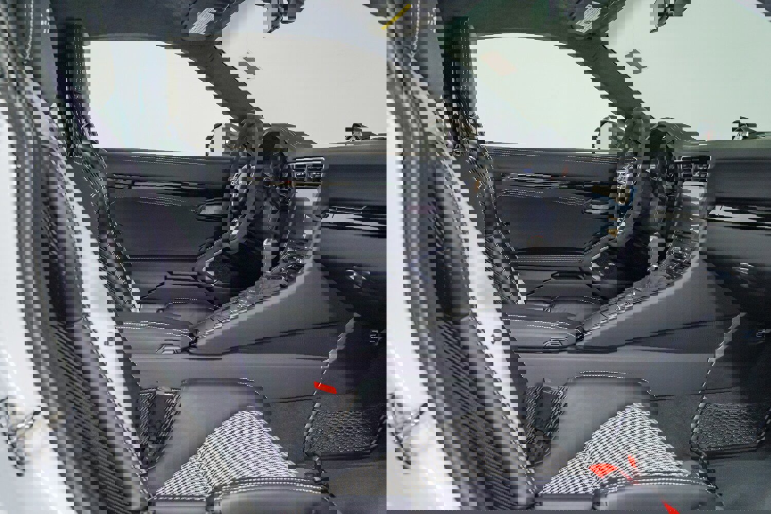 Used 2018 Porsche 911 Carrera T w/ Carrera T Interior Package image 26