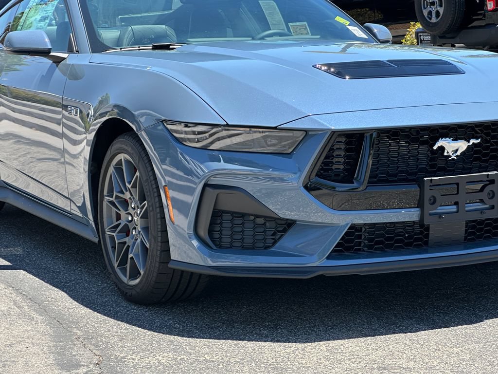 New 2026 Ford Mustang GT Premium w/ GT Performance Package RWD image 11