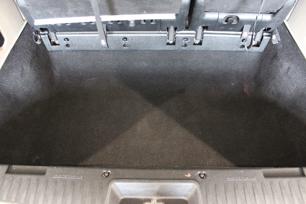 Used 2019 Dodge Grand Caravan SXT image 15