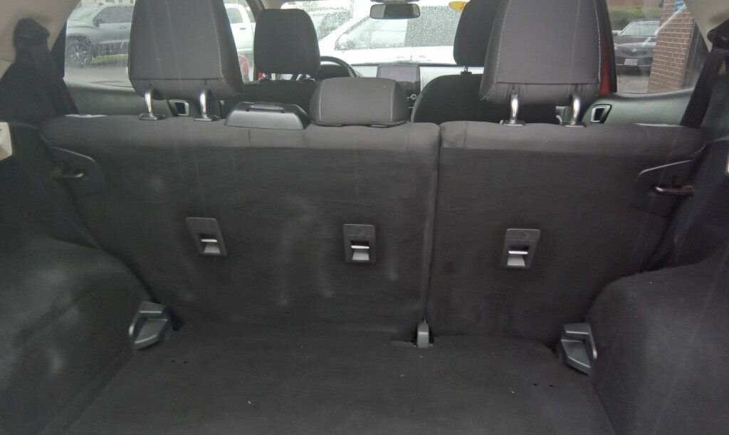 Used 2018 Ford EcoSport SE w/ SE Convenience Package image 10