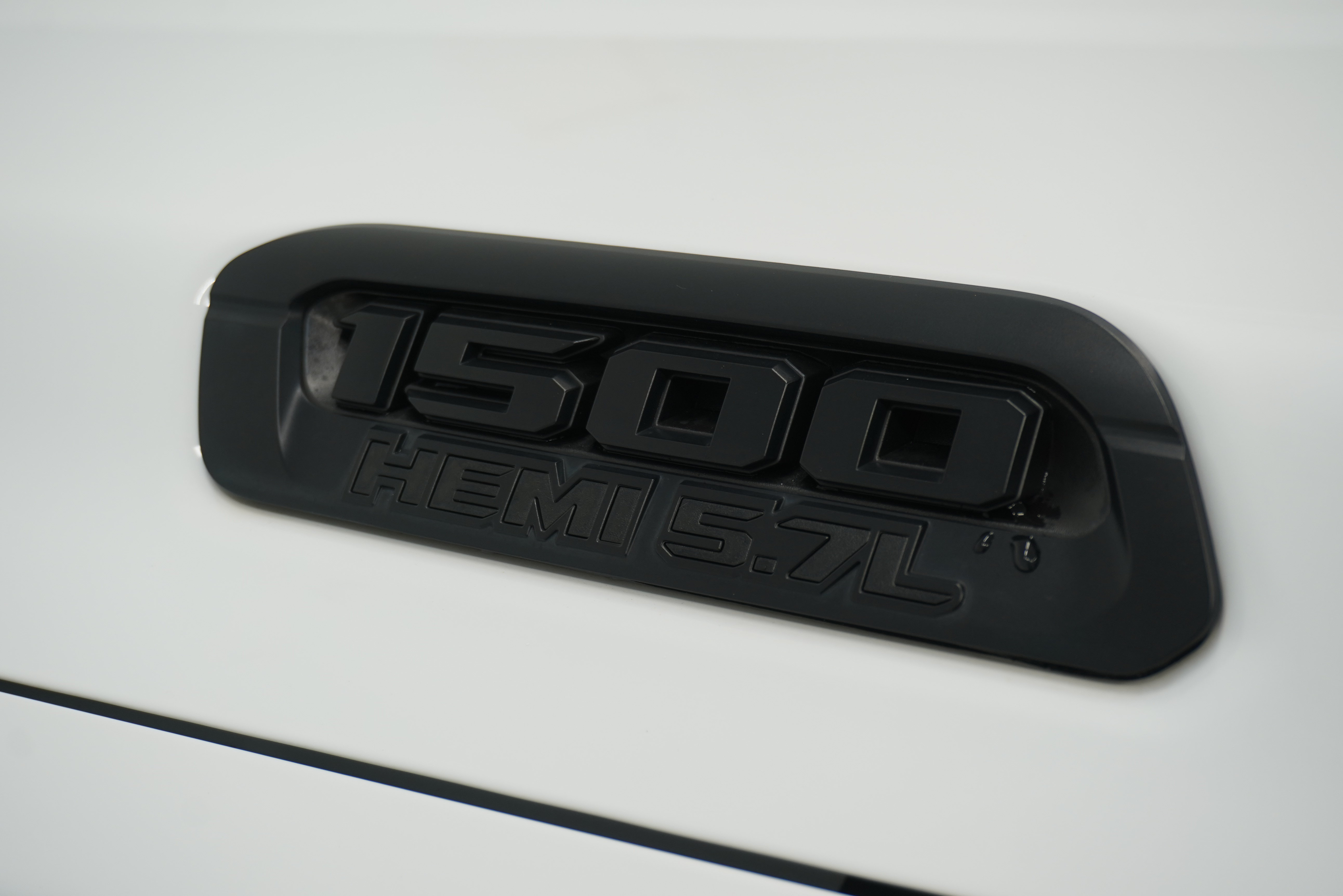 Used 2022 RAM 1500 Big Horn w/ Night Edition AWD/4WD image 8