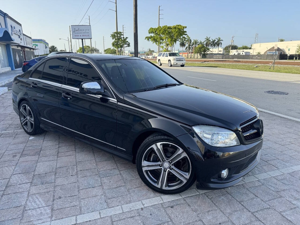 Used 2009 Mercedes-Benz C 300 Sedan image 5