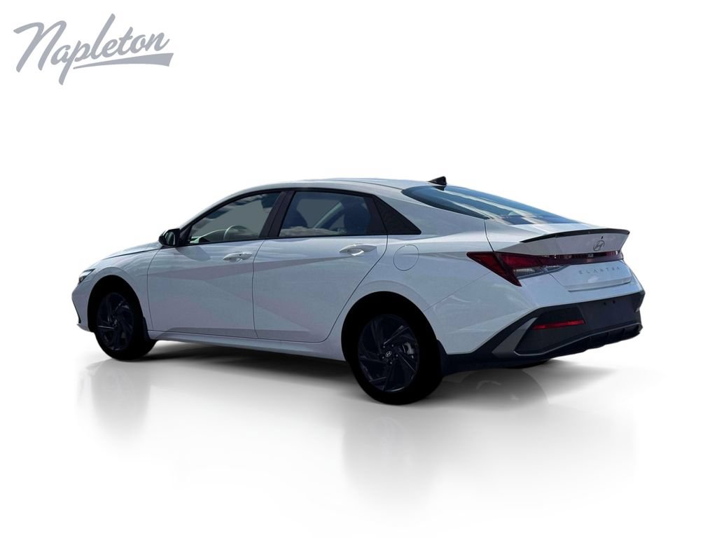 New 2026 Hyundai Elantra Sport FWD image 4