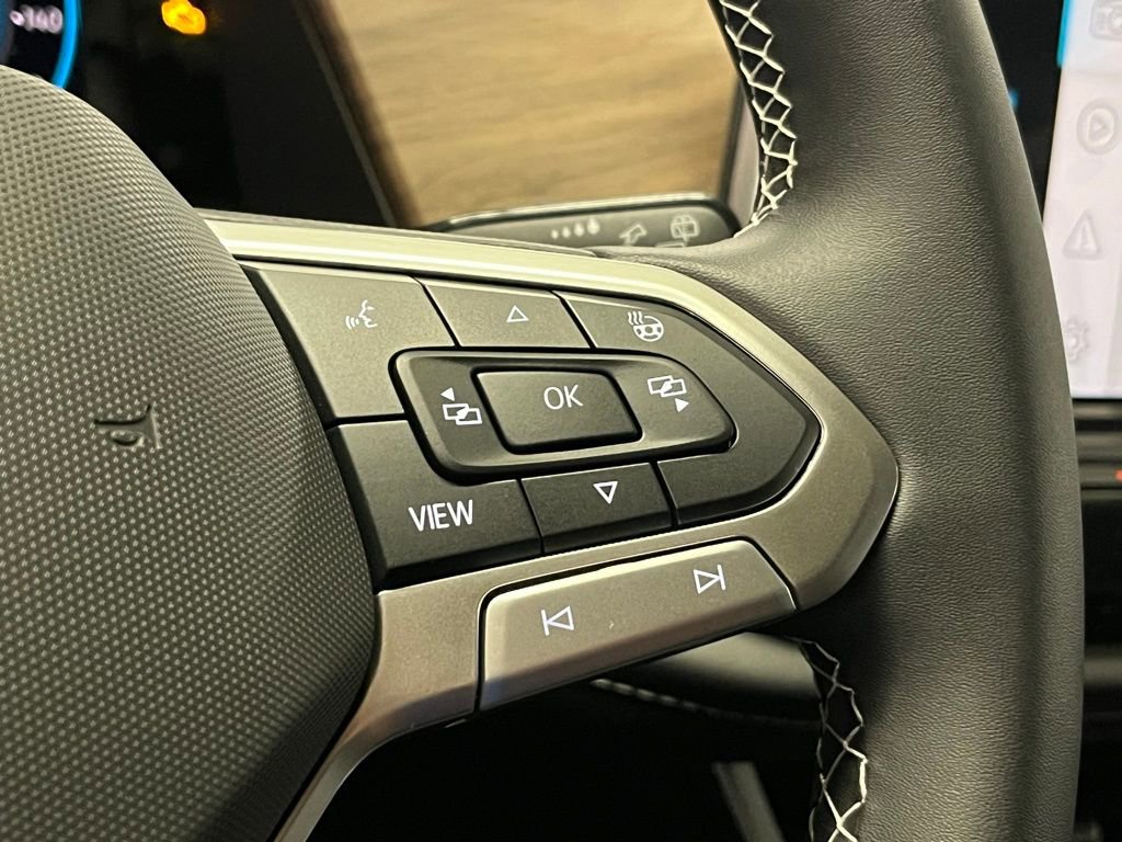 New 2026 Volkswagen Atlas SE image 28