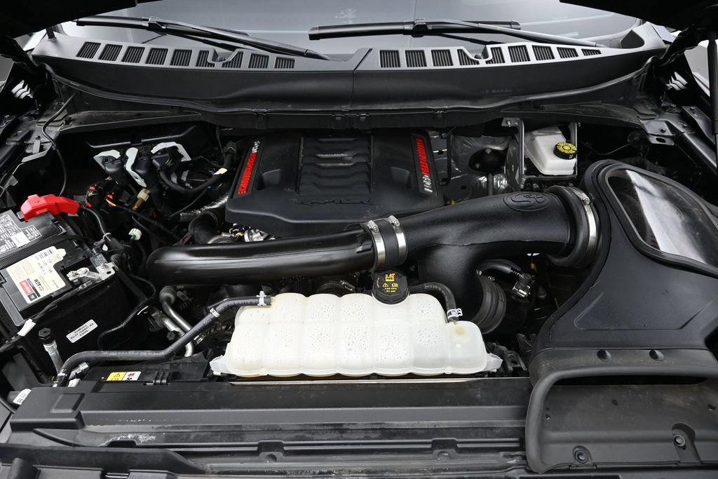 Used 2025 Ford F150 Raptor AWD/4WD image 8