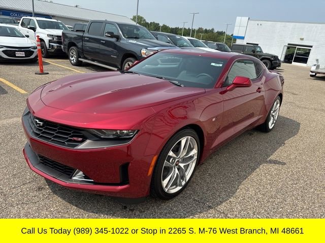 Used 2023 Chevrolet Camaro LT w/ RS Package image 8