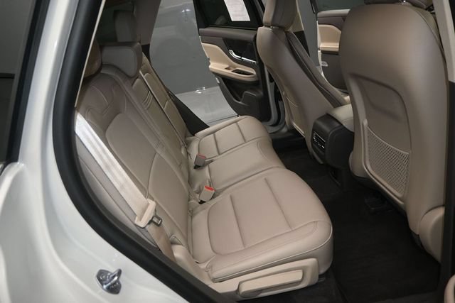 Used 2024 Lincoln Corsair Reserve FWD image 13