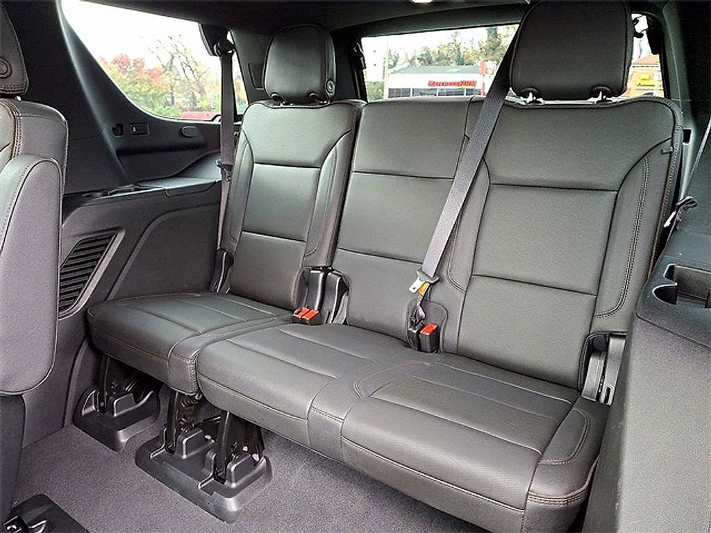 Used 2022 Chevrolet Tahoe High Country image 11