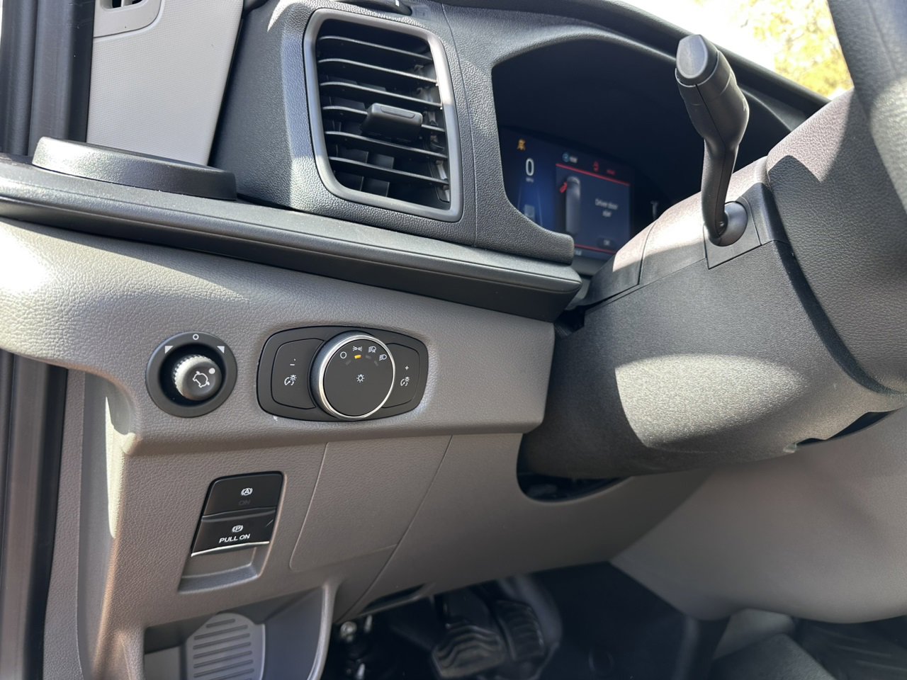 New 2026 Ford Transit 150 148 Medium Roof w/ Load Area Protection Package image 33