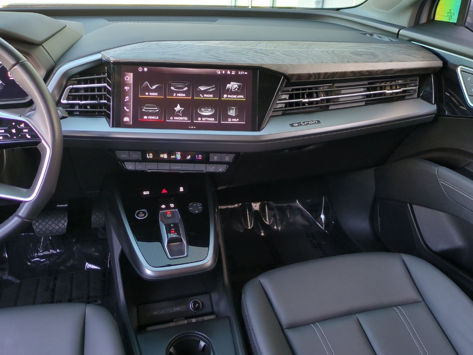 Used 2023 Audi Q4 e-tron Premium w/ Convenience Package AWD/4WD image 8
