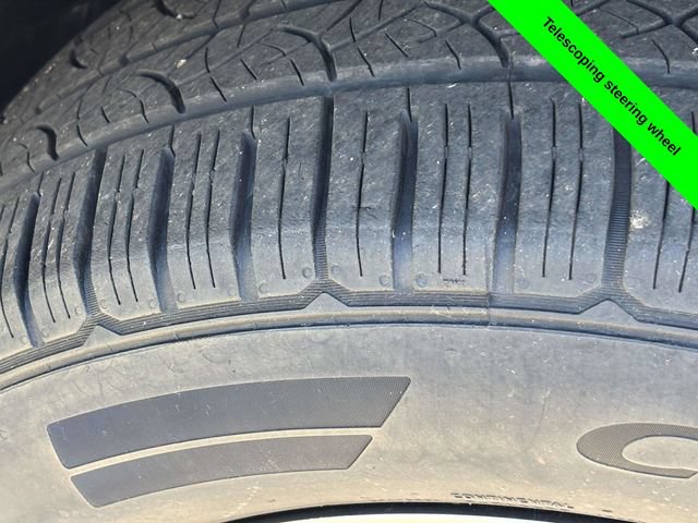 Used 2021 Nissan Rogue SV AWD/4WD image 31