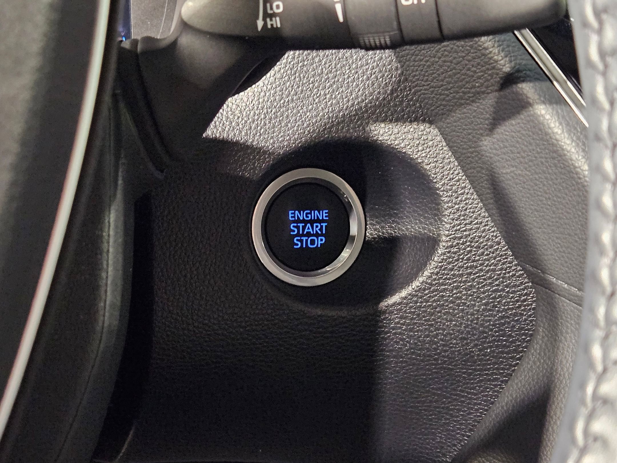 Used 2022 Toyota Corolla Cross LE image 33