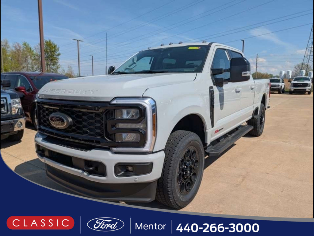 New 2026 Ford F250 Lariat w/ Black Appearance Package