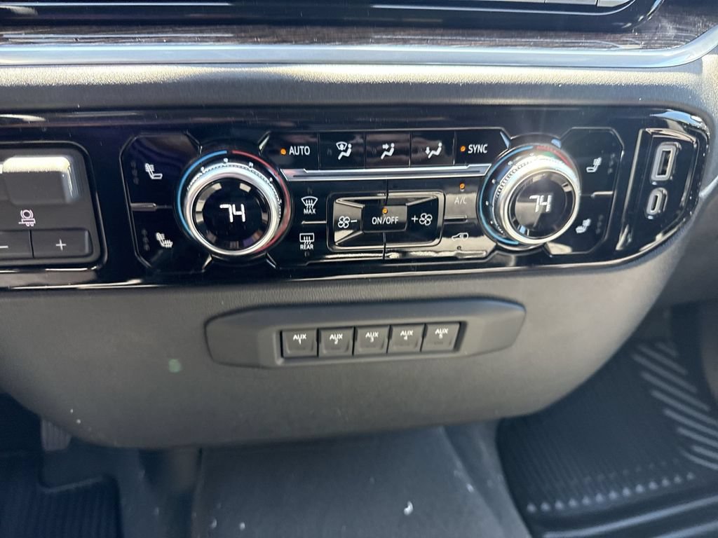 New 2026 GMC Sierra 2500 SLE w/ SLE Value Package; AWD/4WD image 17