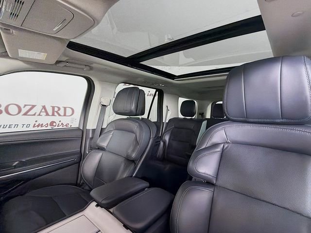 New 2025 Lincoln Navigator Reserve image 23