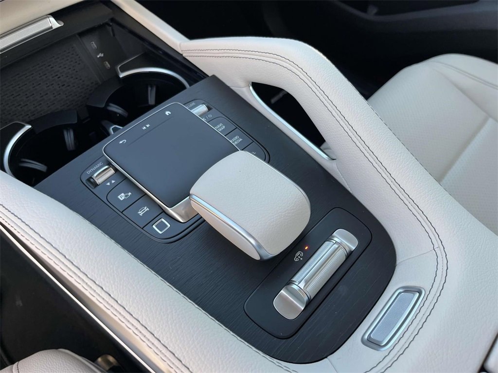 Used 2025 Mercedes-Benz GLS 450 4MATIC image 21