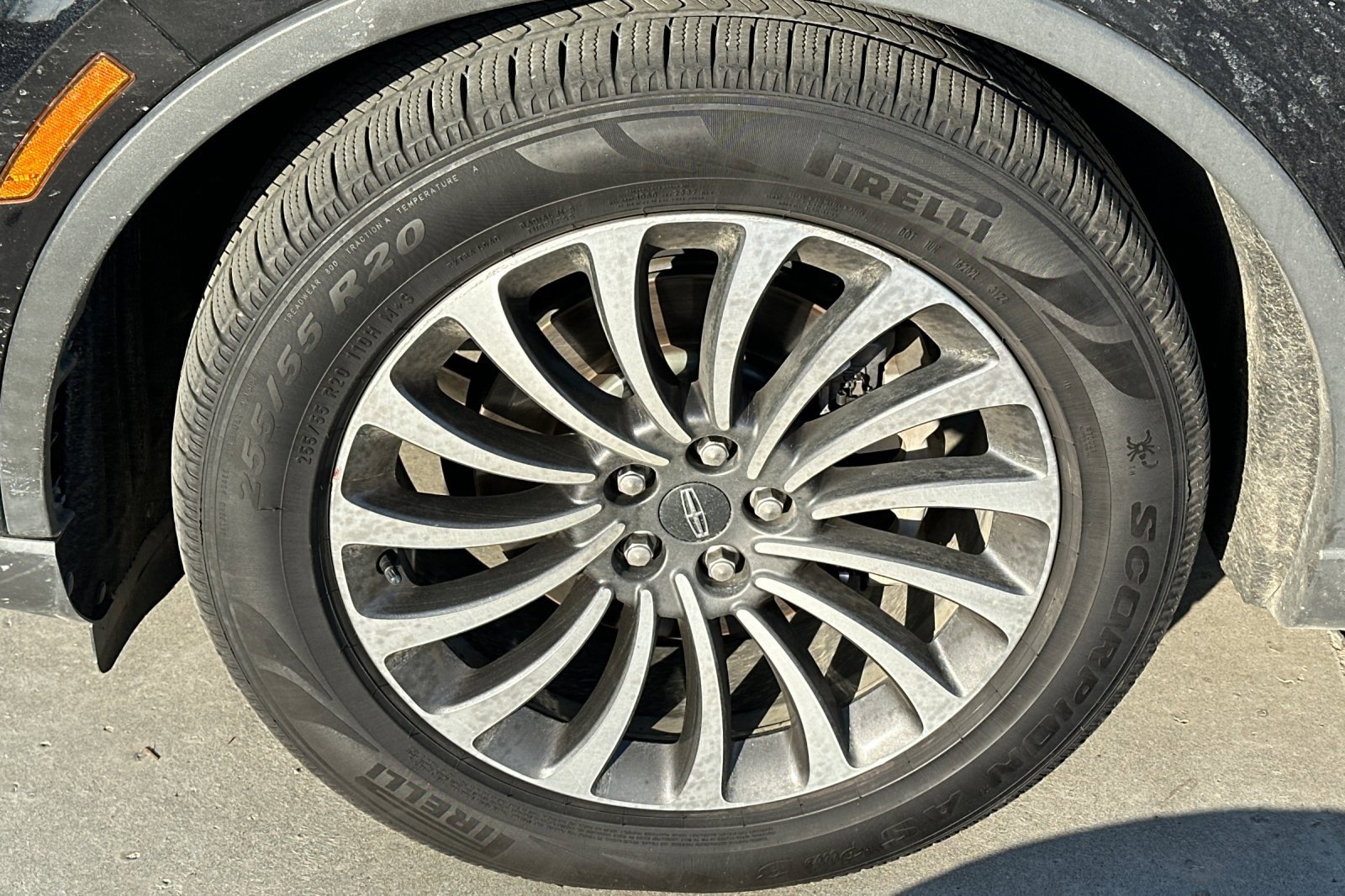 Used 2022 Lincoln Aviator Reserve w/ Equipment Group 201A image 8