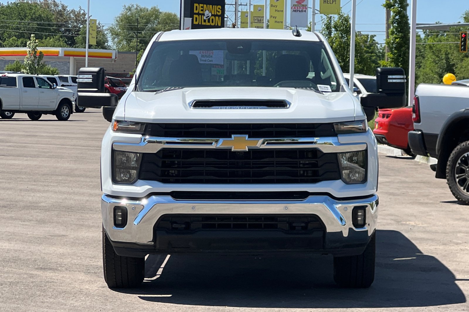 Used 2025 Chevrolet Silverado 3500 LT w/ Safety Package AWD/4WD image 3
