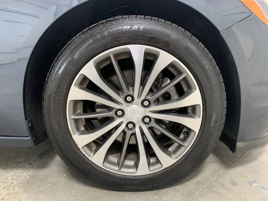 Used 2019 Buick LaCrosse Essence w/ Sun and Shade Package image 28