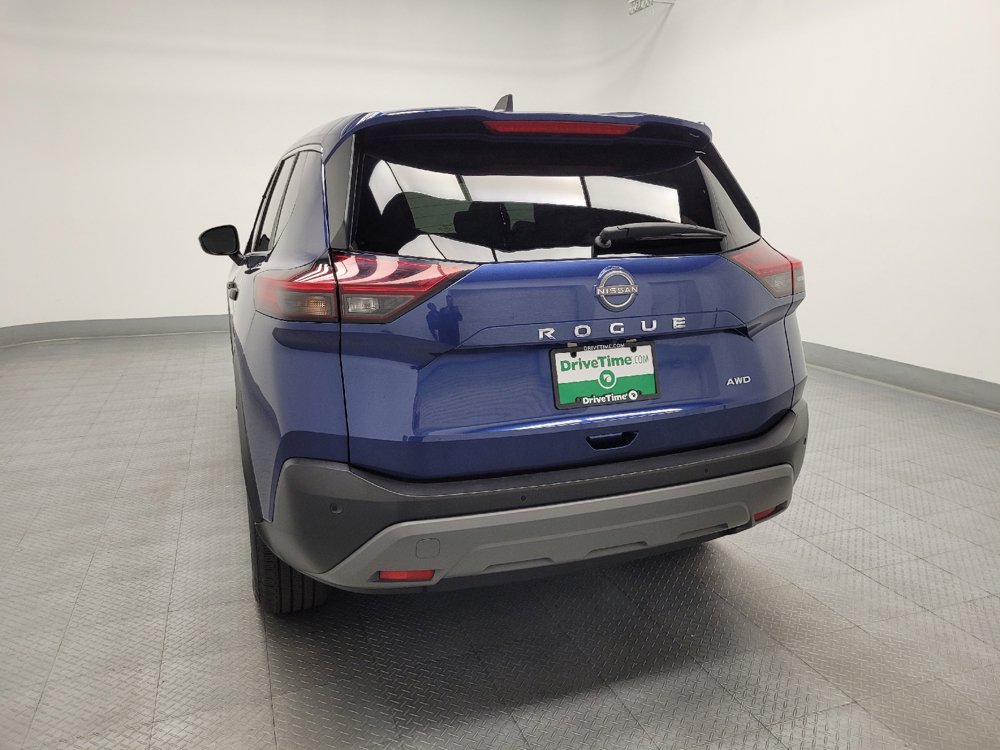 Used 2023 Nissan Rogue S AWD/4WD image 6