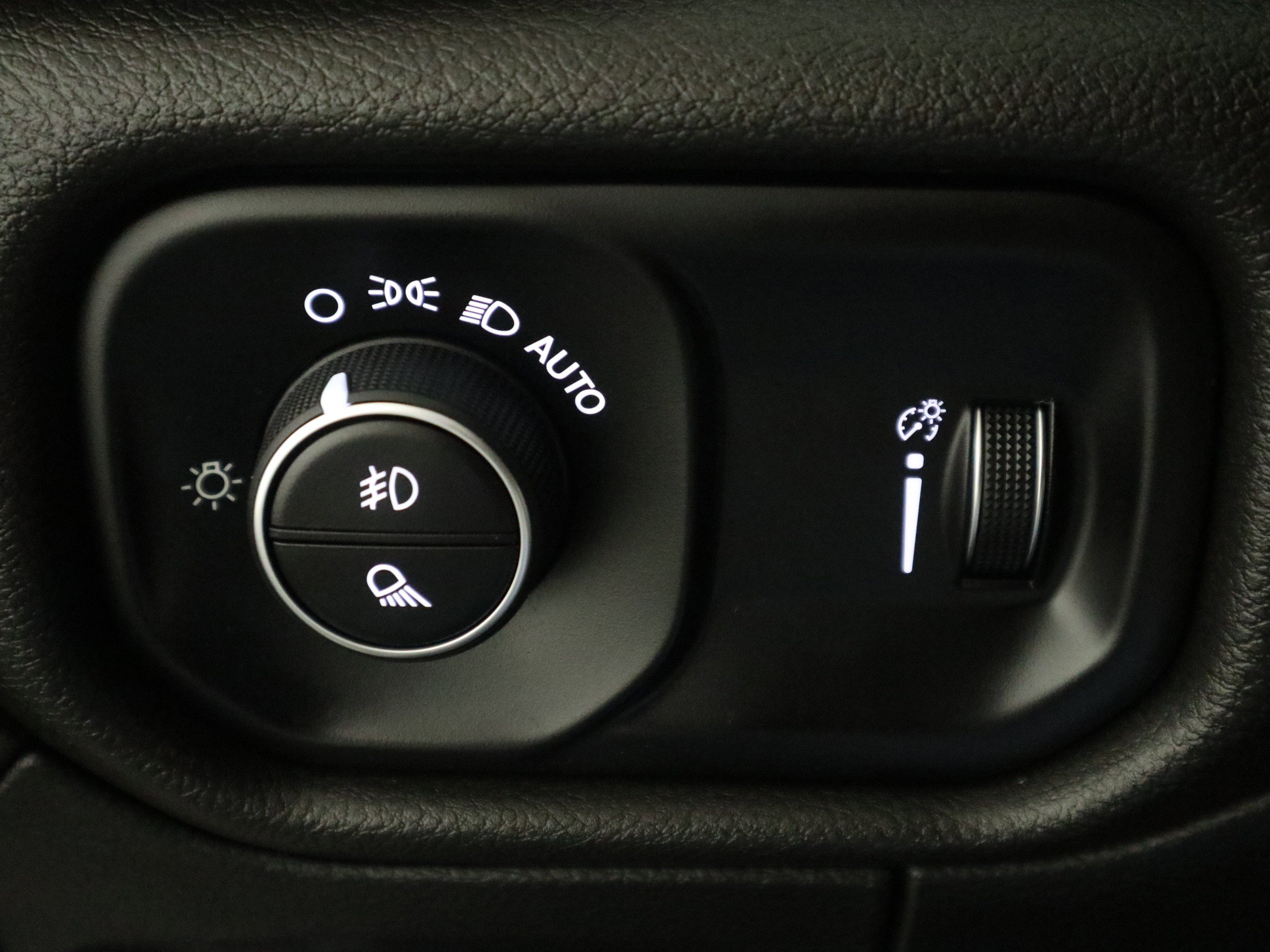 Used 2025 RAM 1500 Big Horn image 32