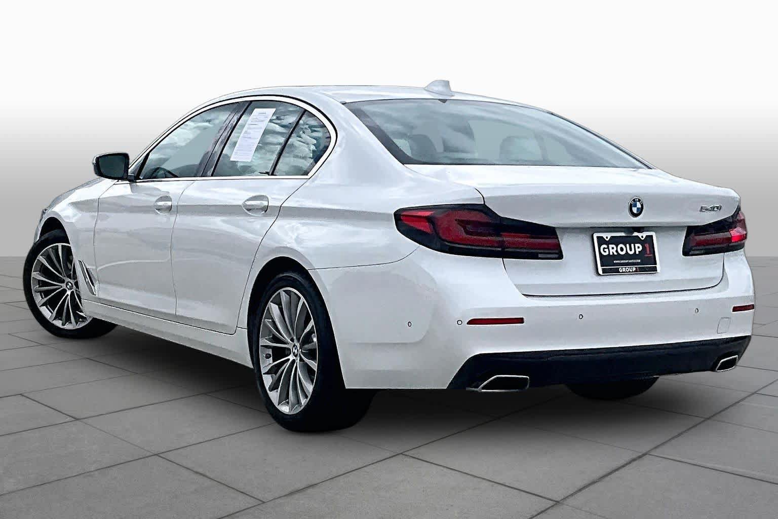 Used 2021 BMW 540i w/ Premium Package RWD image 11