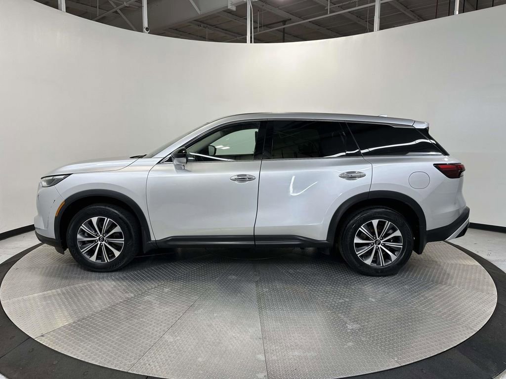 Used 2023 INFINITI QX60 Pure image 4