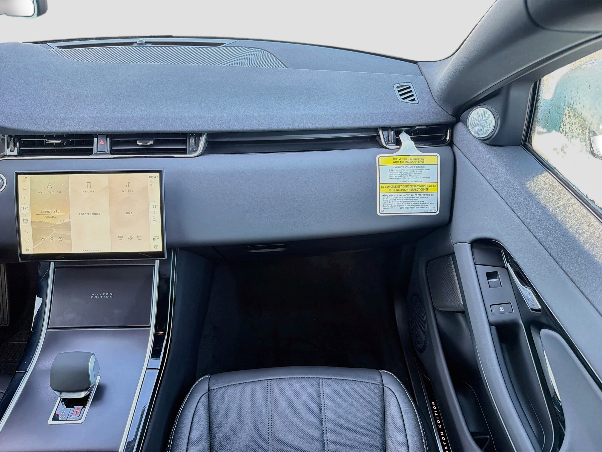 New 2026 Land Rover Range Rover Evoque Hoxton AWD/4WD image 18