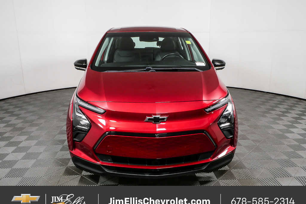 Used 2023 Chevrolet Bolt LT w/ Infotainment Package FWD image 26