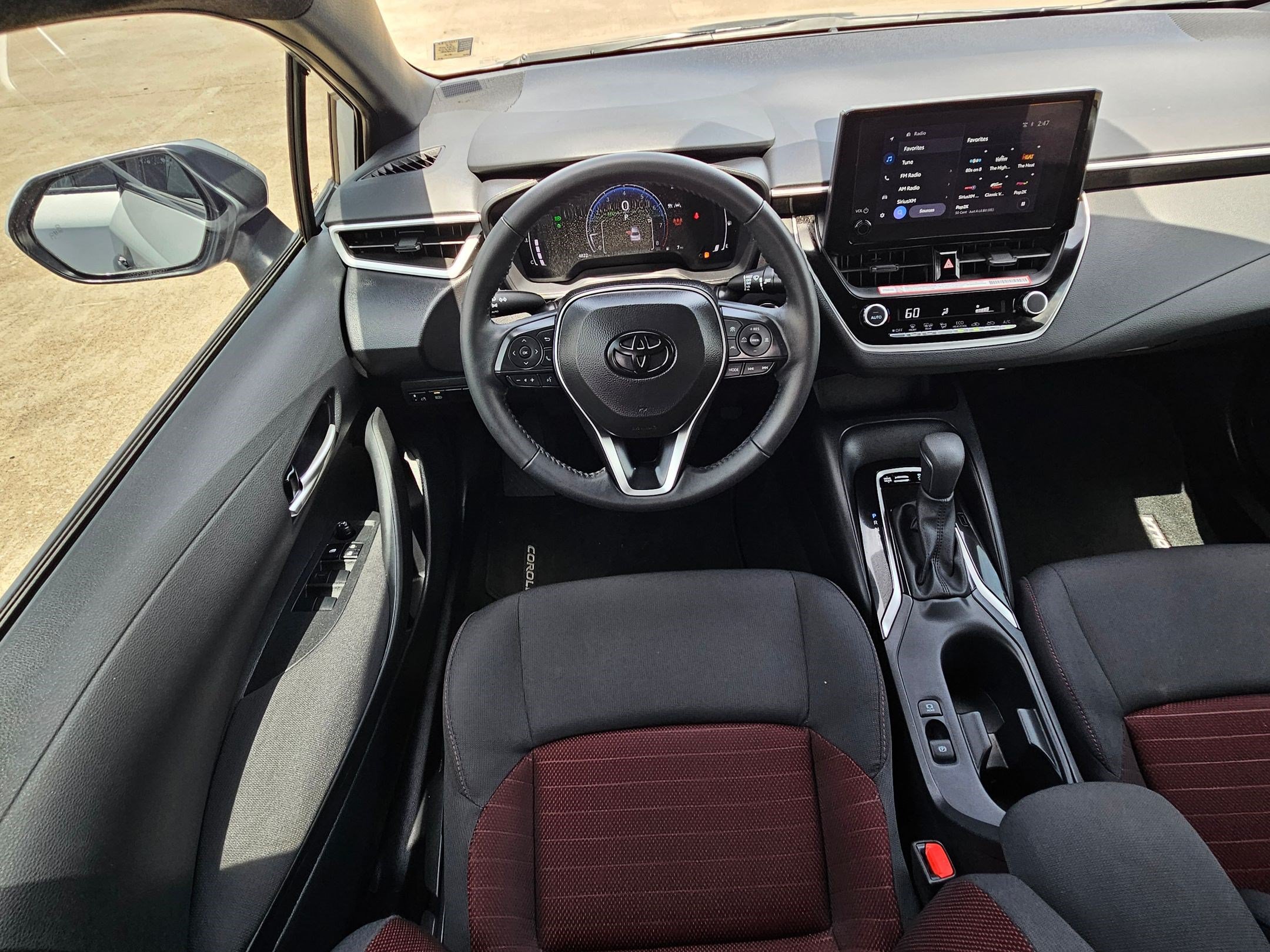 Used 2026 Toyota Corolla SE FWD image 28