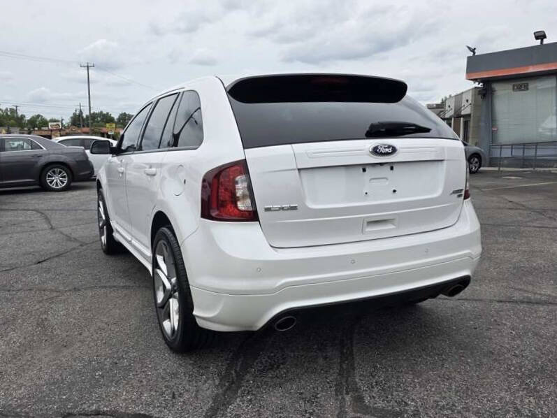 Used 2014 Ford Edge Sport w/ Driver Entry Package AWD/4WD image 5