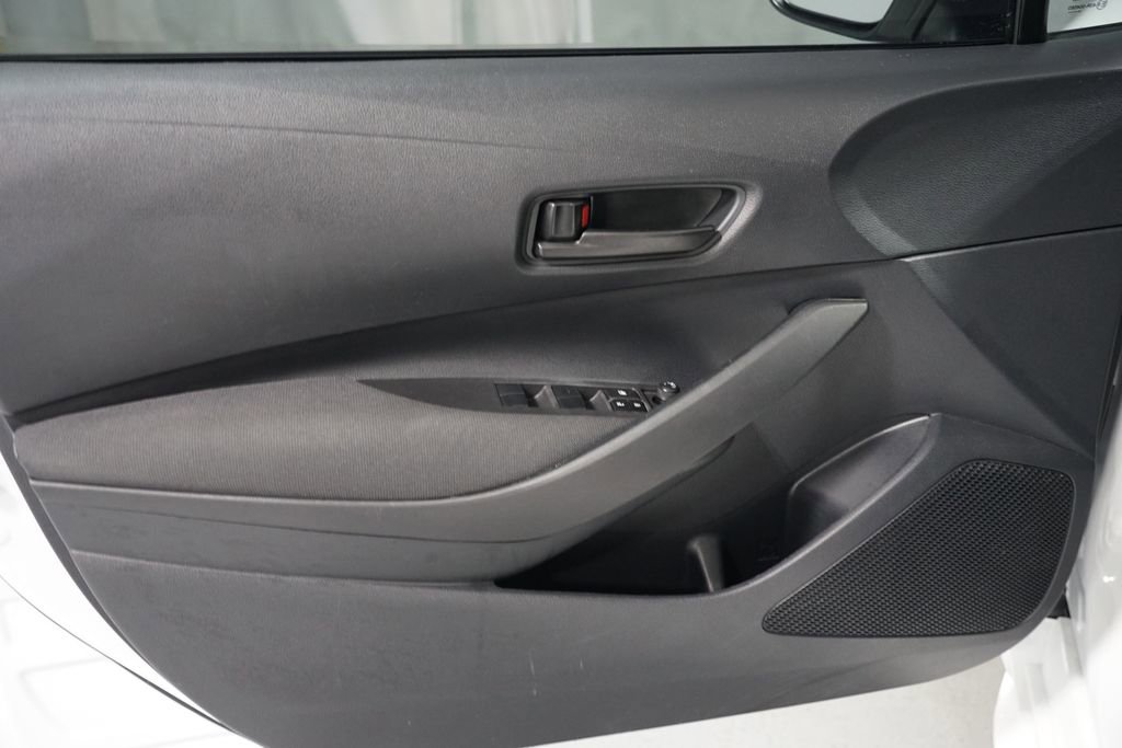 Certified 2024 Toyota Corolla LE image 27
