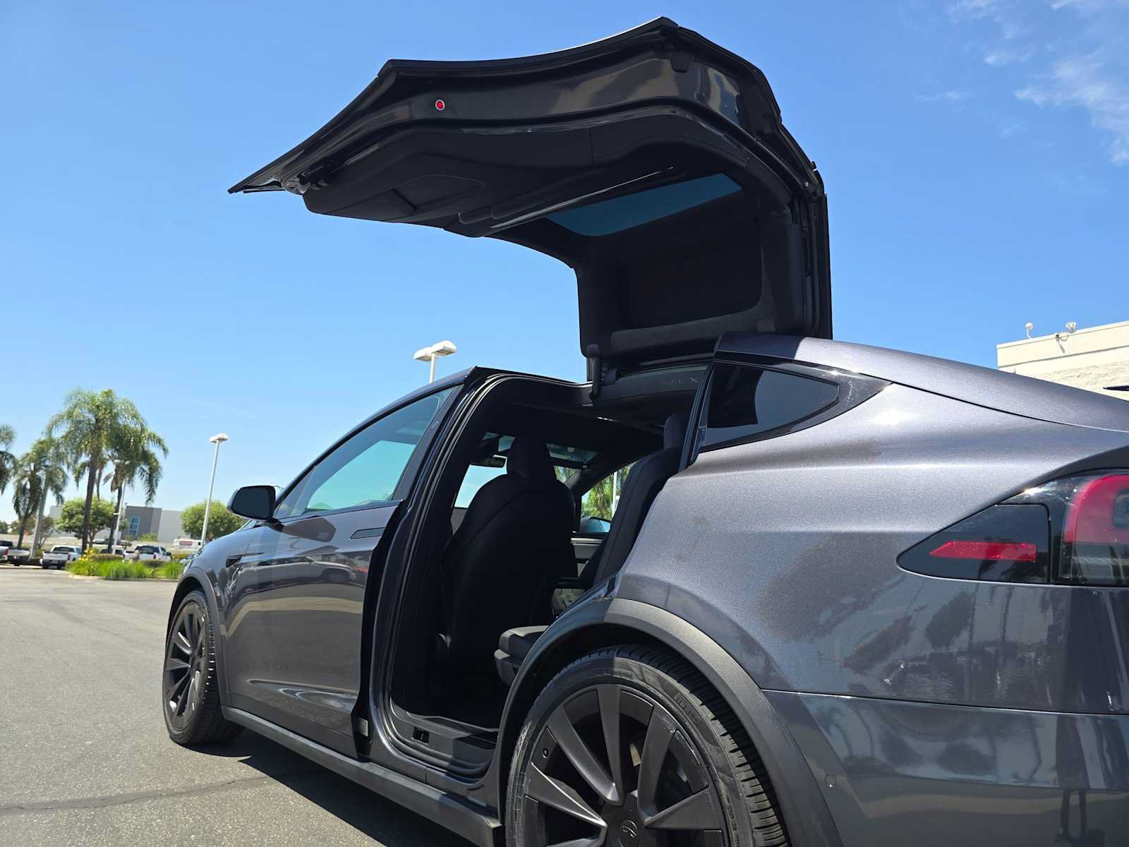 Used 2023 Tesla Model X AWD/4WD image 15