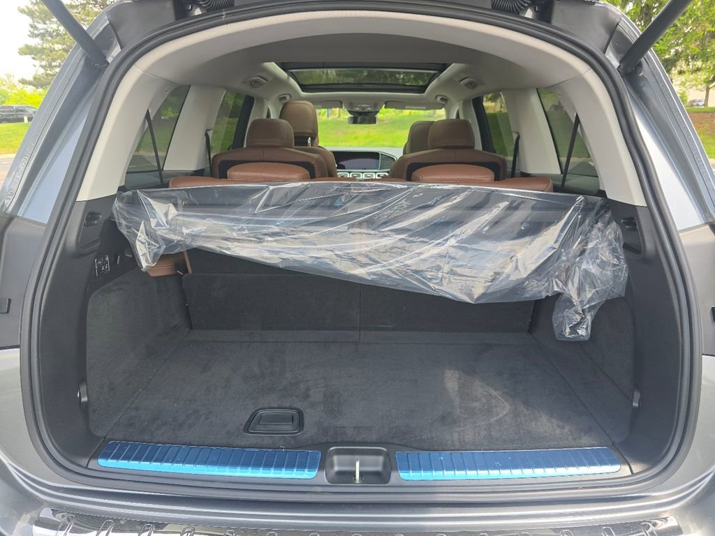 New 2026 Mercedes-Benz GLS 450 4MATIC image 18