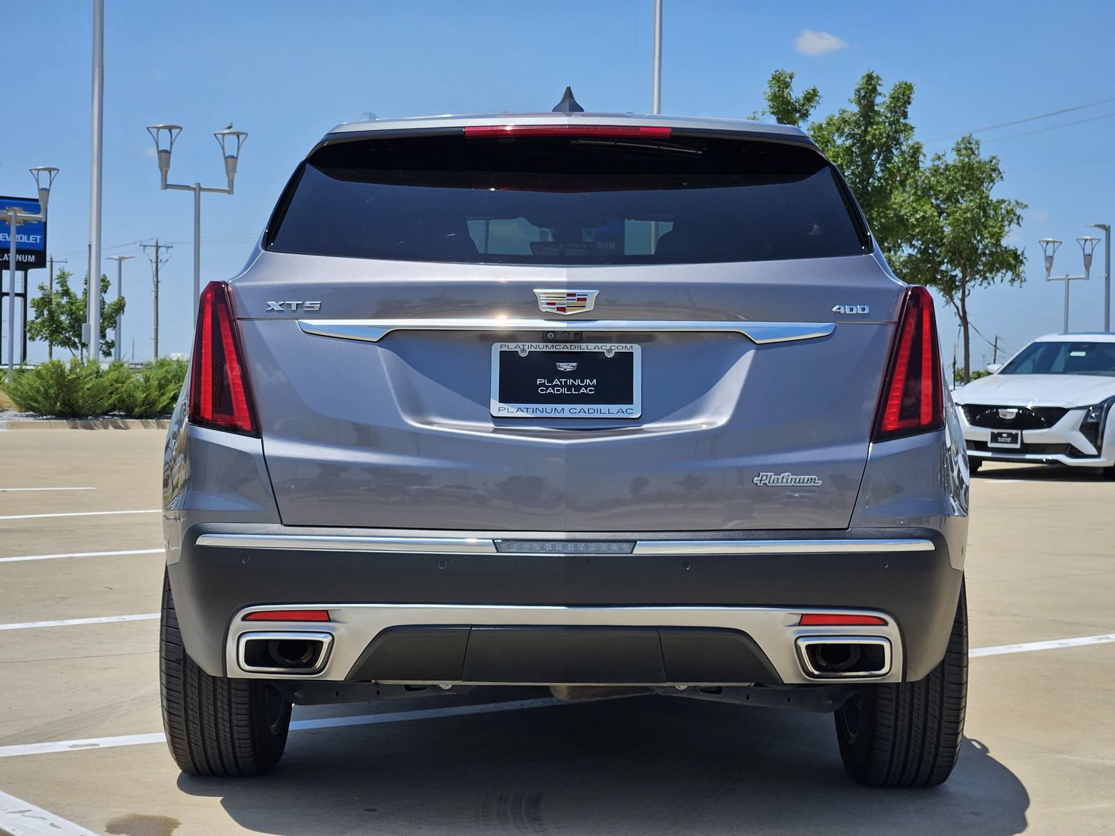 Certified 2022 Cadillac XT5 Premium Luxury w/ Technology Package FWD image 8