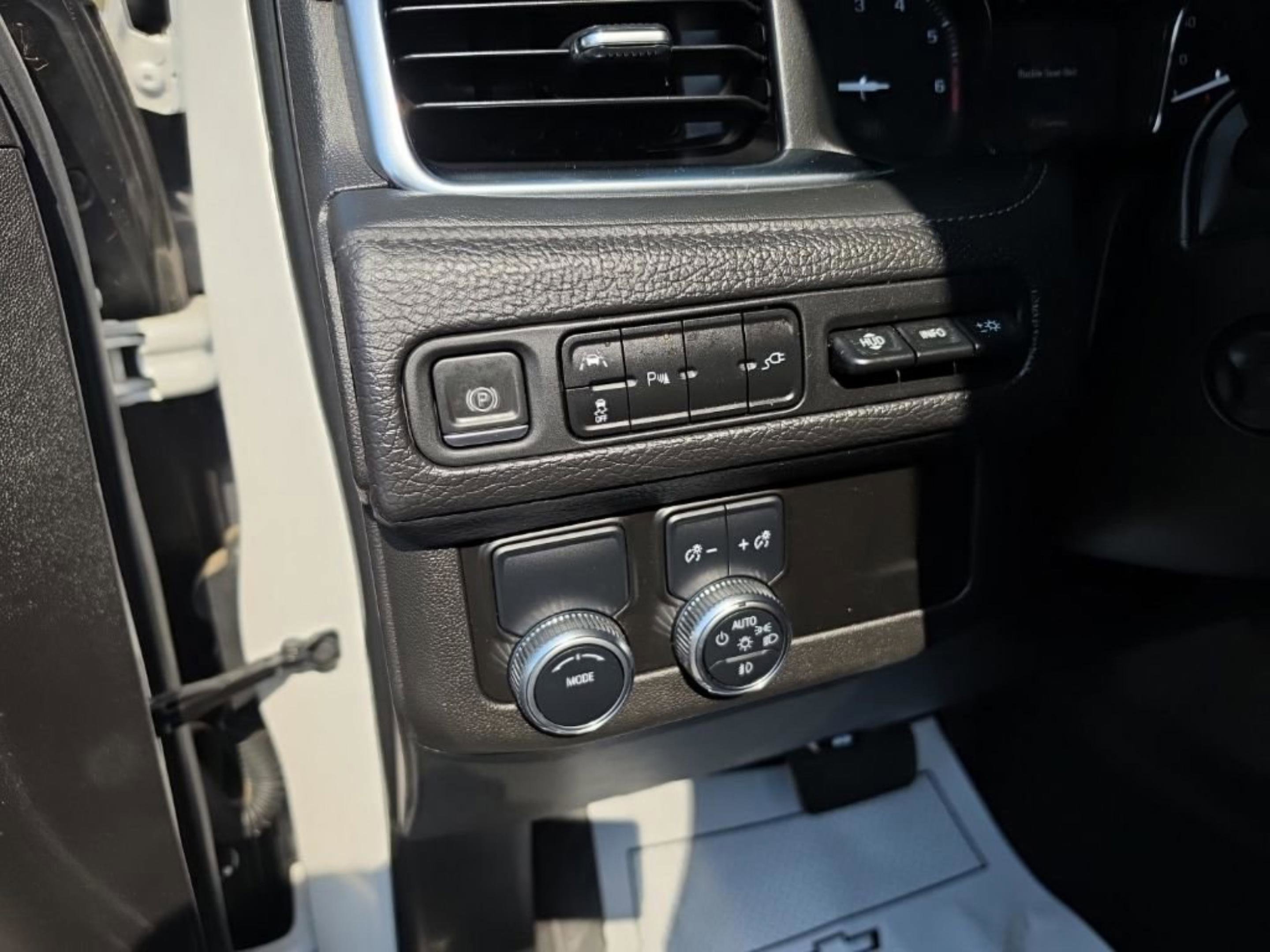 Used 2021 GMC Yukon Denali w/ LPO, Illumination Package image 20