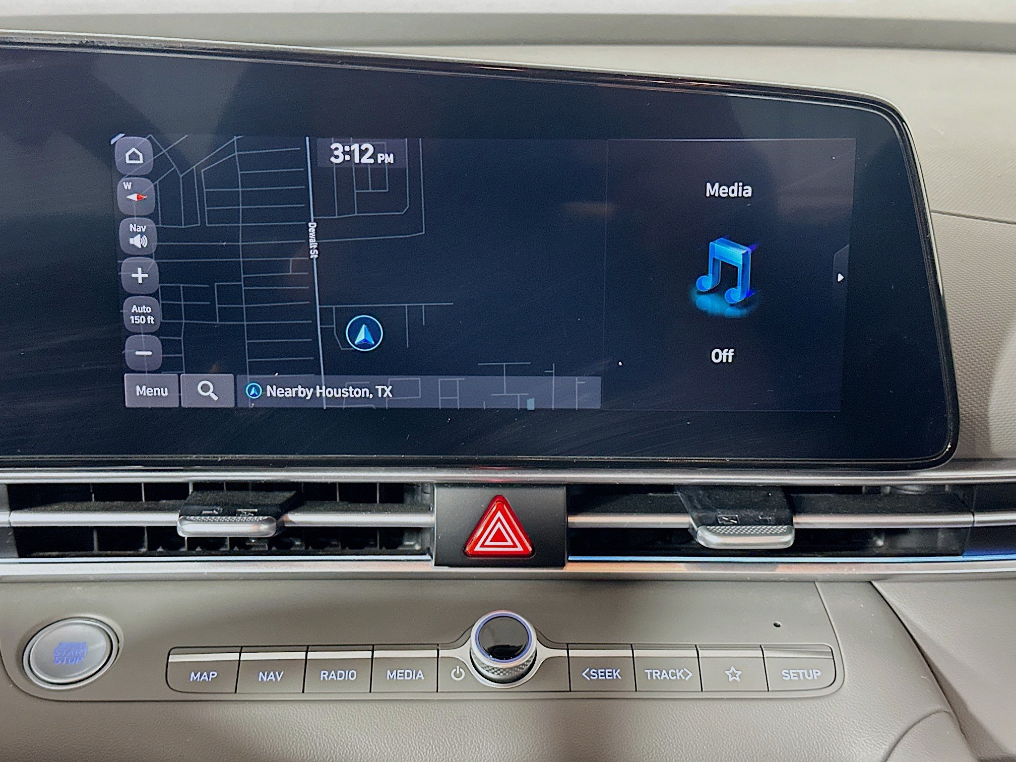 Used 2024 Hyundai Elantra SEL FWD image 22