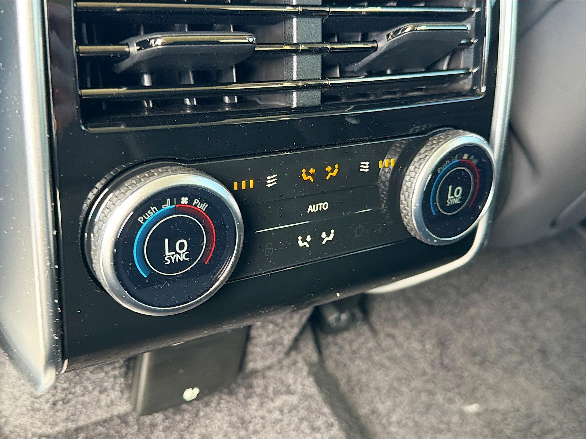 New 2026 Land Rover Range Rover SE image 20