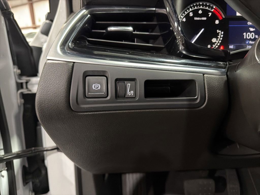 Used 2023 Cadillac XT6 Premium Luxury image 16